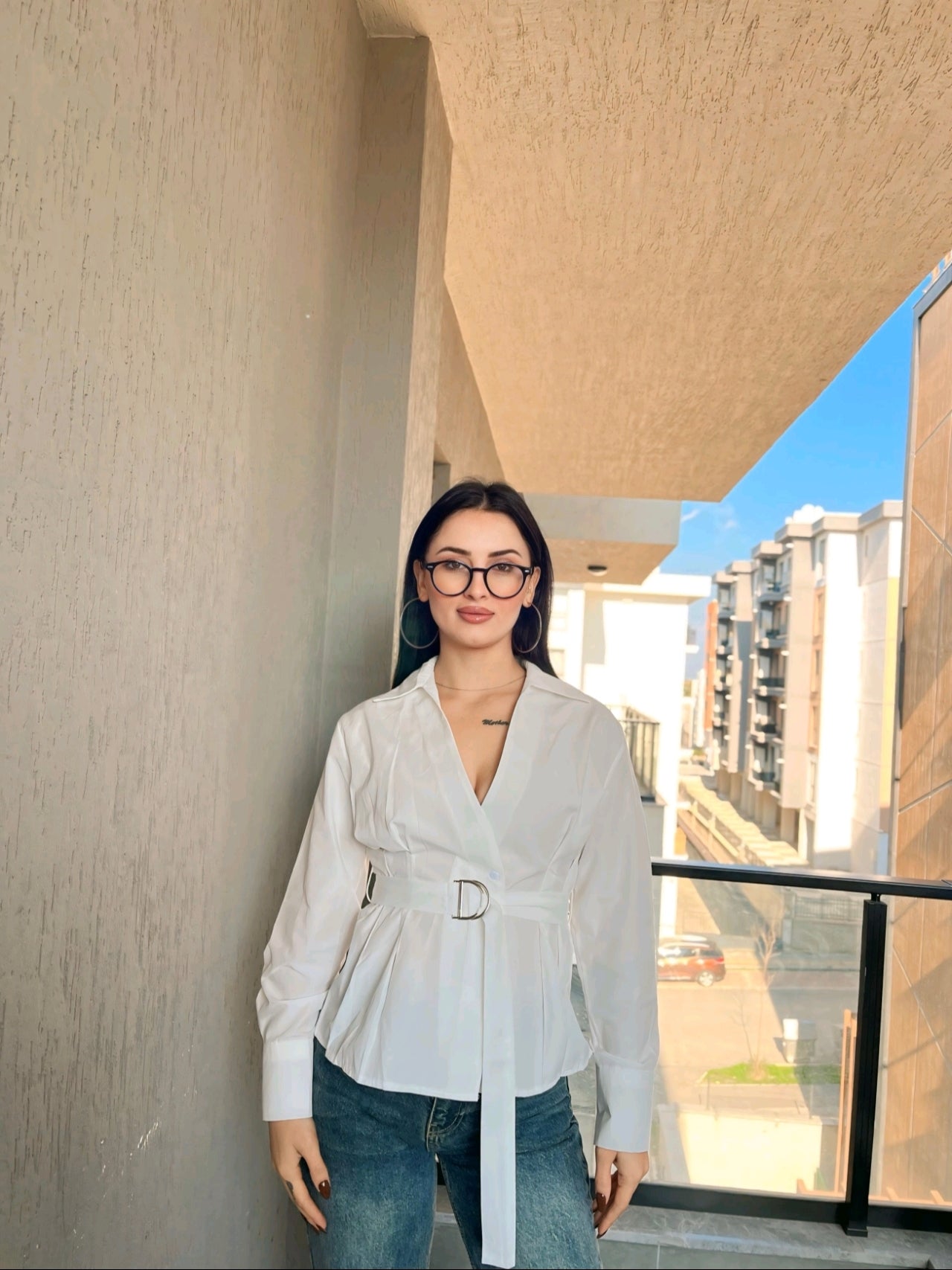 Beyaz Kemerli Poplin Gömlek W0799