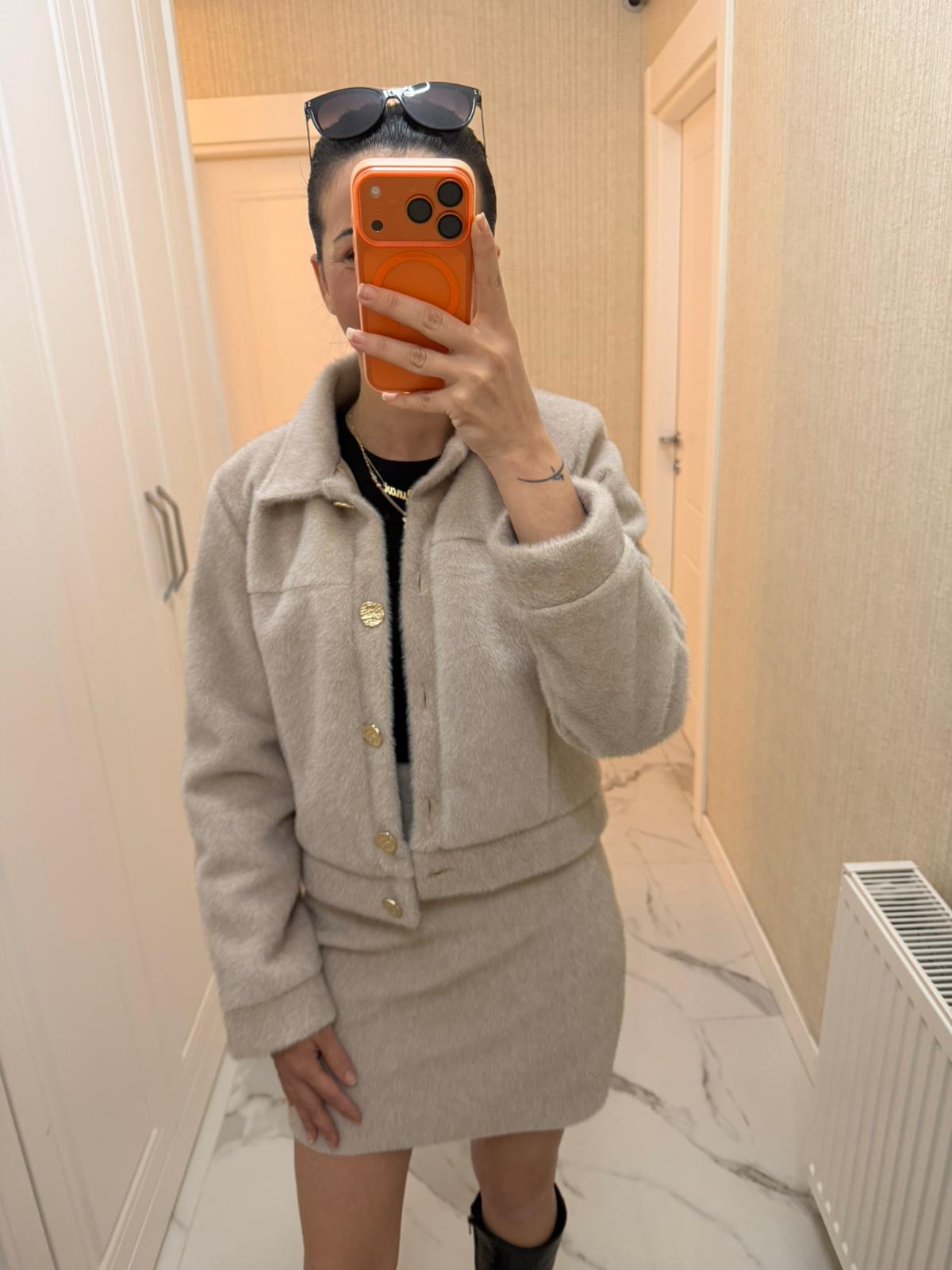 Bej Tay Tüyü Düğmeli Ceket TŞ1967