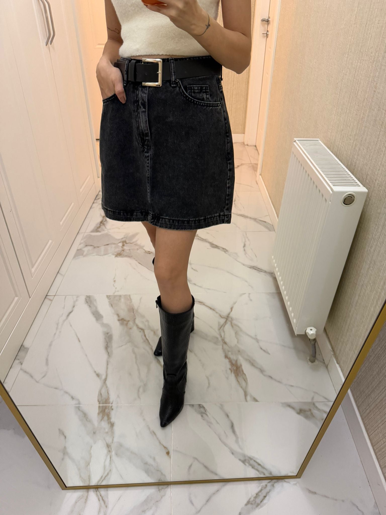 Siyah Kemerli Mini Kot Etek XL1046-33