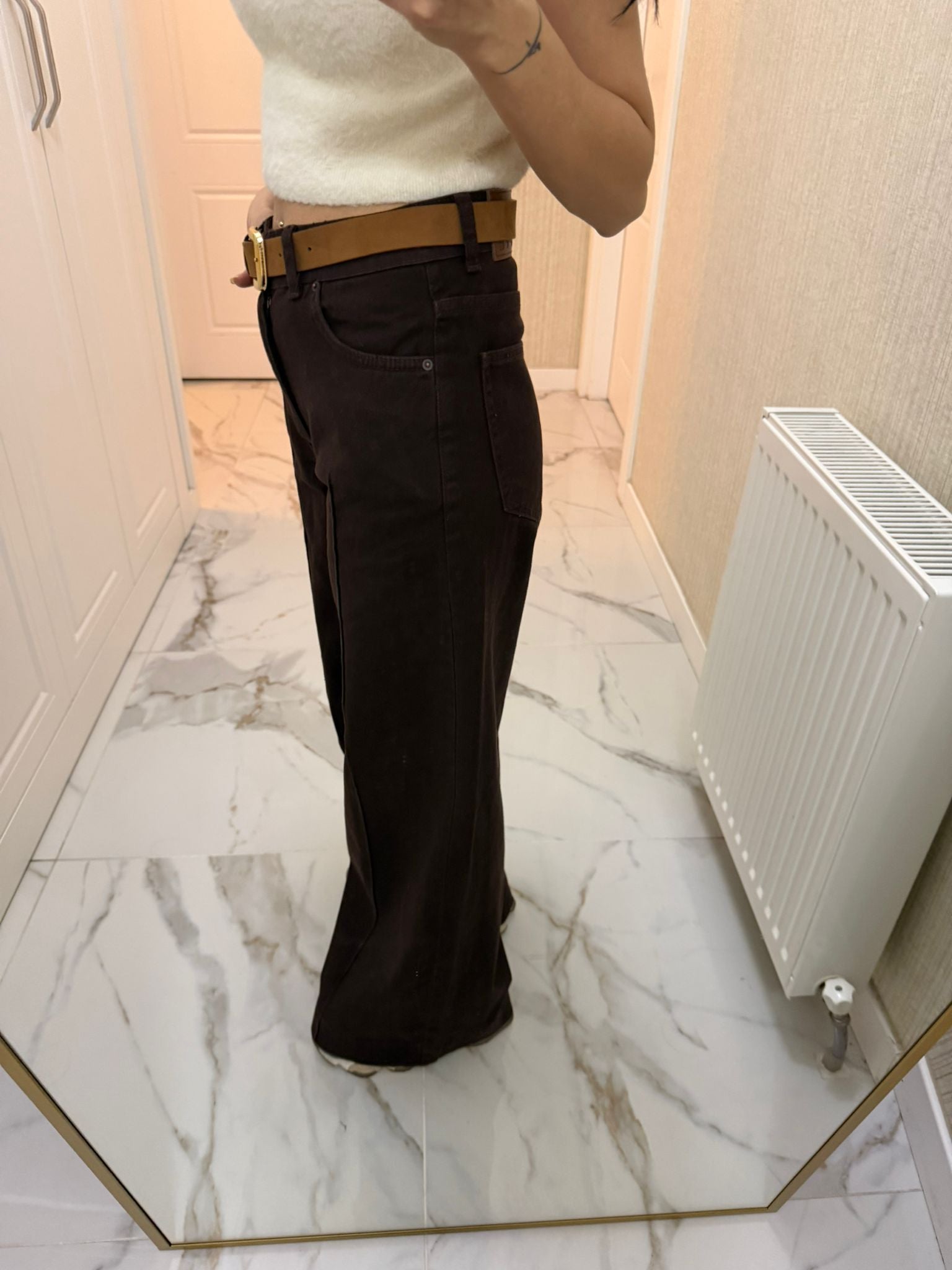 Kahverengi Kemerli Çimalı Bol Paça Pantolon