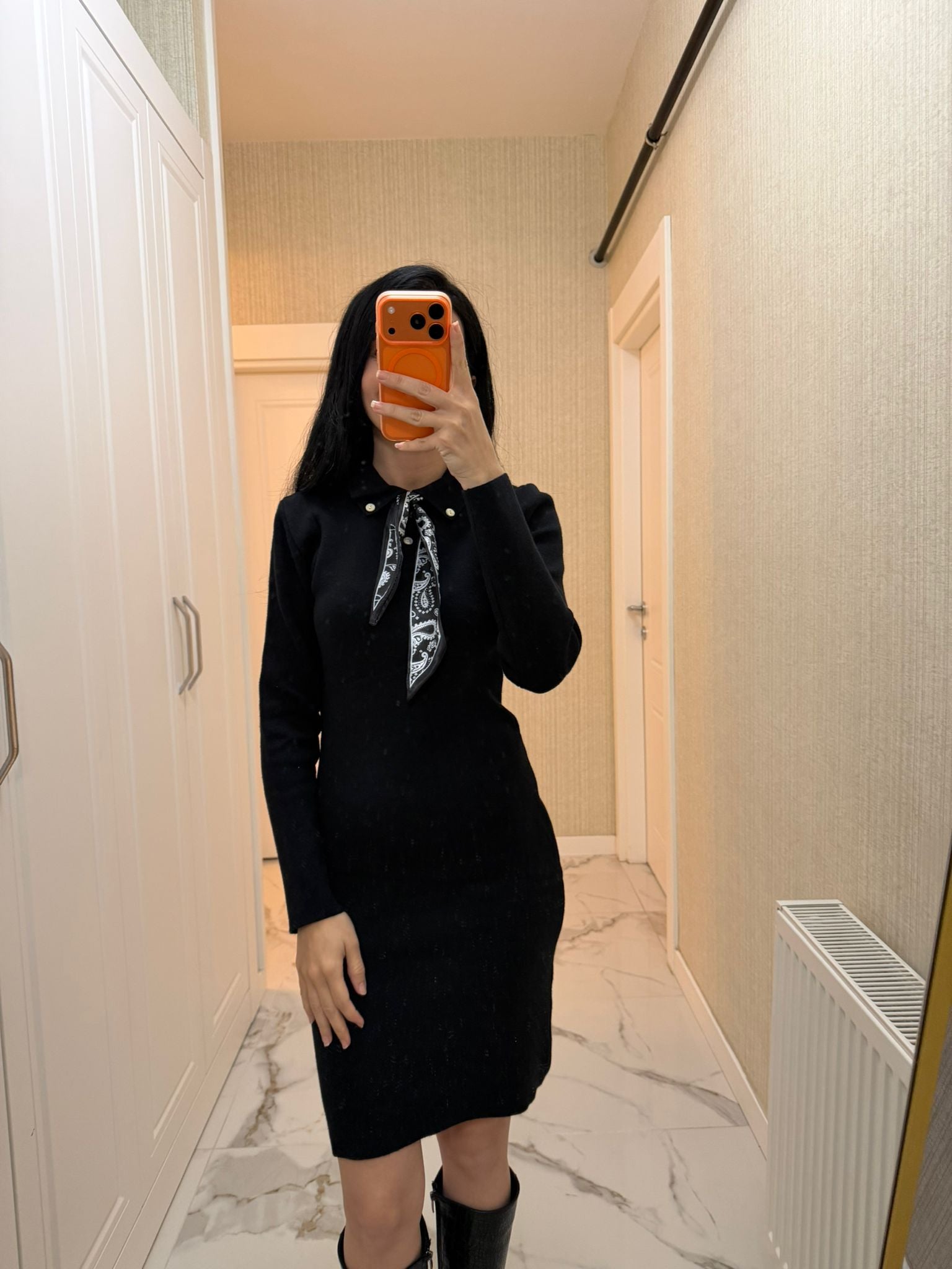 Siyah Fularlı Triko Elbise ES-5469