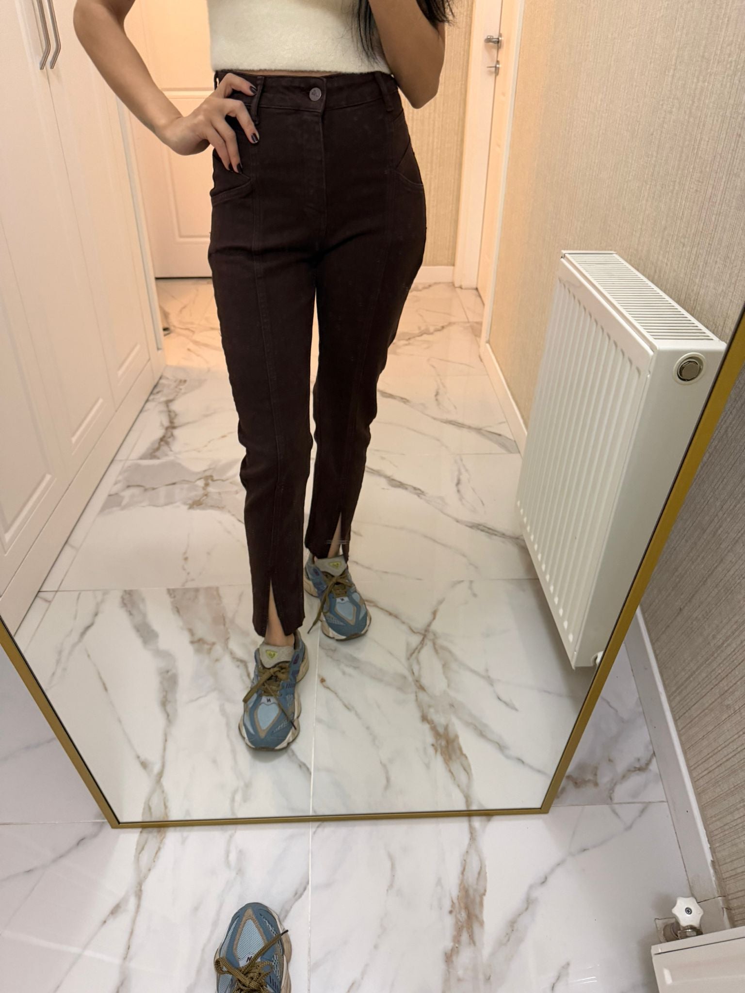 Kahverengi Paça Yırtmaçlı Kot Pantolon XL1743-78