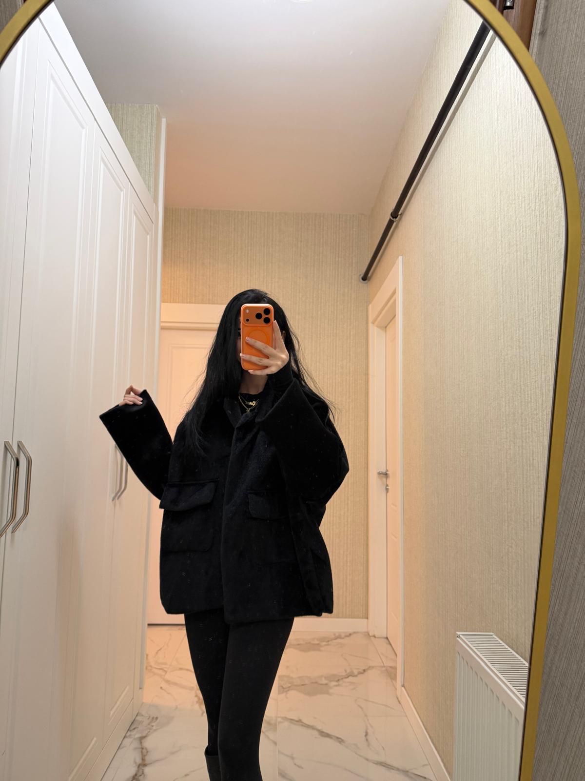 Beyaz Oversıze Tay Tüyü Ceket DK-580562