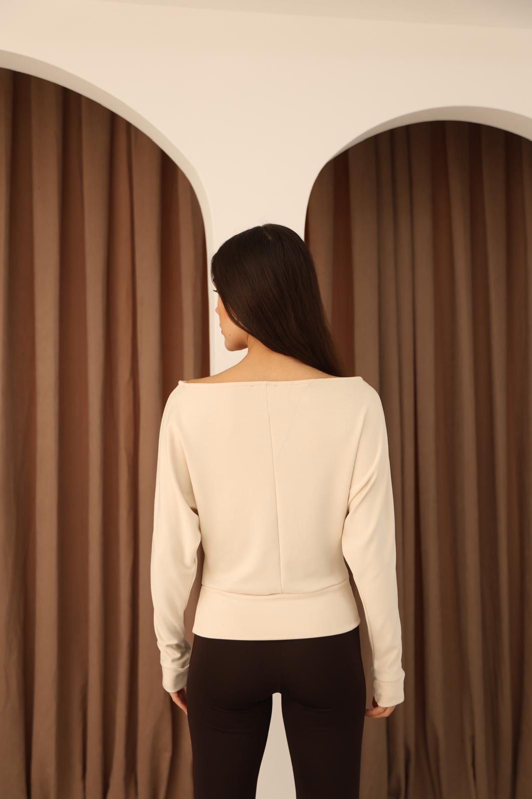 Bej Kayık Yaka Yarasa Kol Bluz FC0109