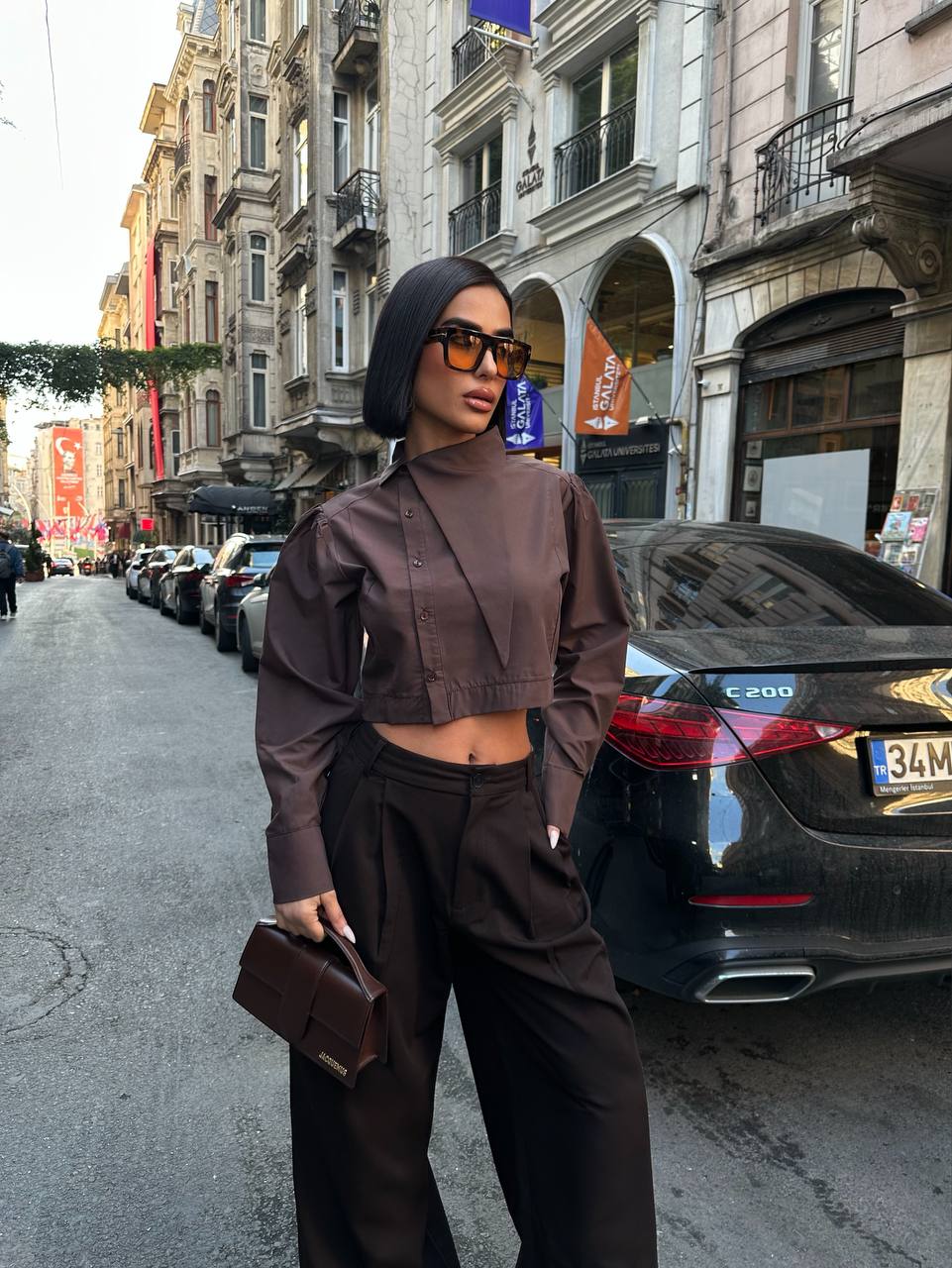 Kahverengi Asimetrik Kesim Tasarım Crop Gömlek E-221784