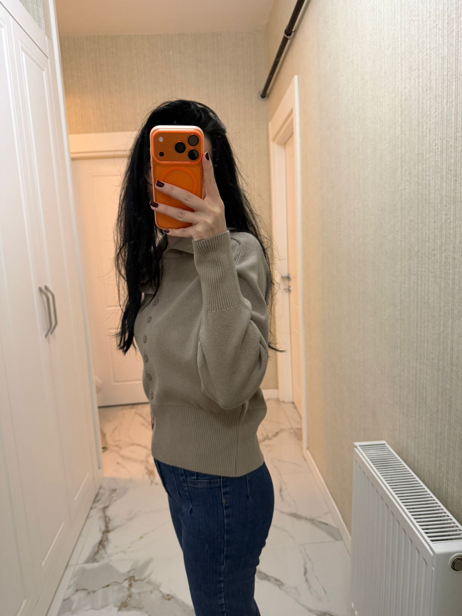 Bej Polo Yaka Düğmeli İnce Triko Kazak POM-2587